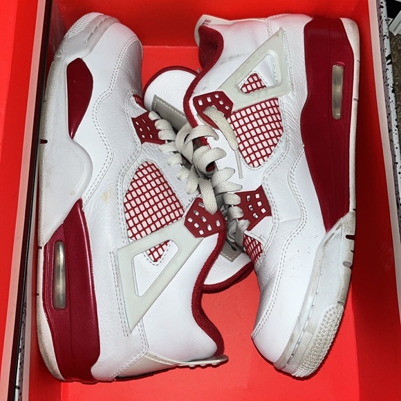 Air Jordan RETRO 4 - Picture 2 of 6